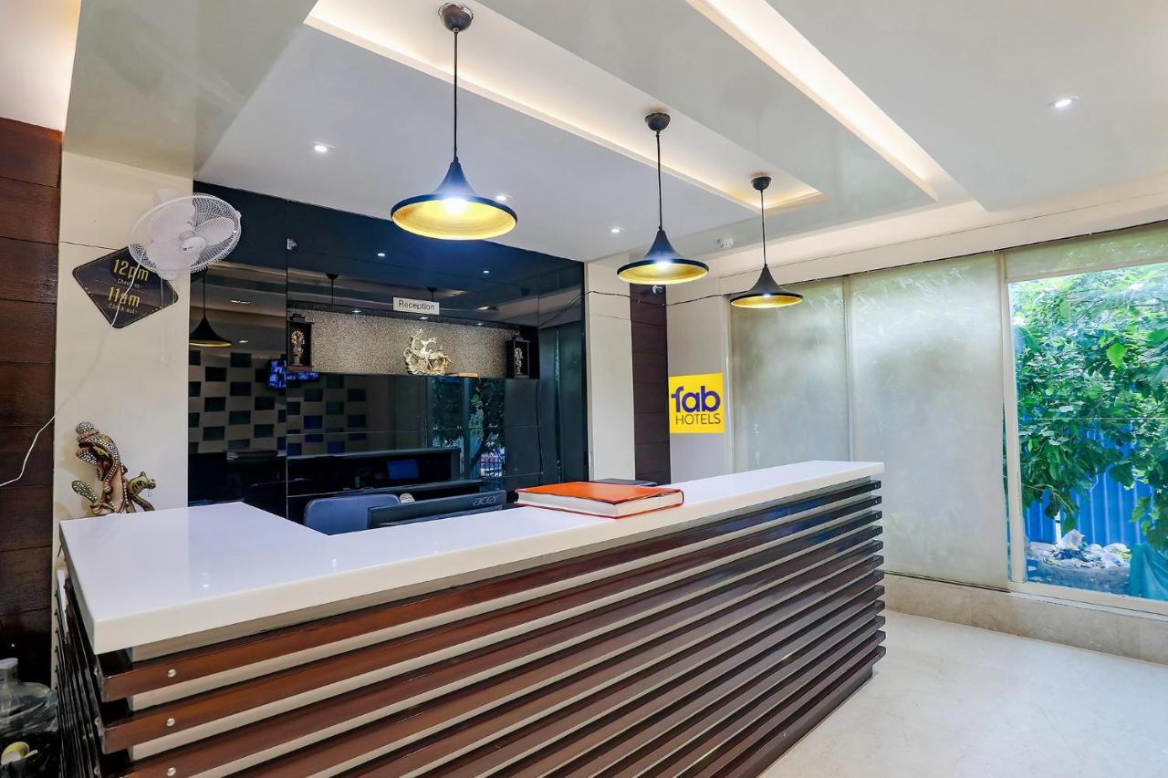 Fabhotel Grand Stay Нью-Дели Экстерьер фото